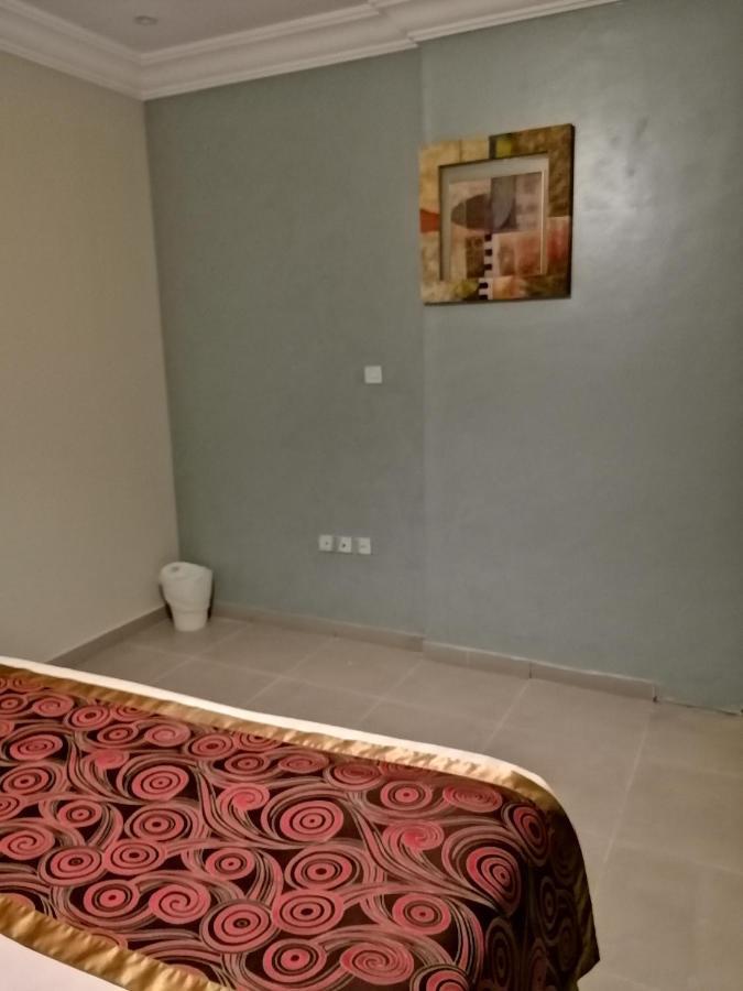 قصر المساعدية للوحدات السكنية فرع قريش
